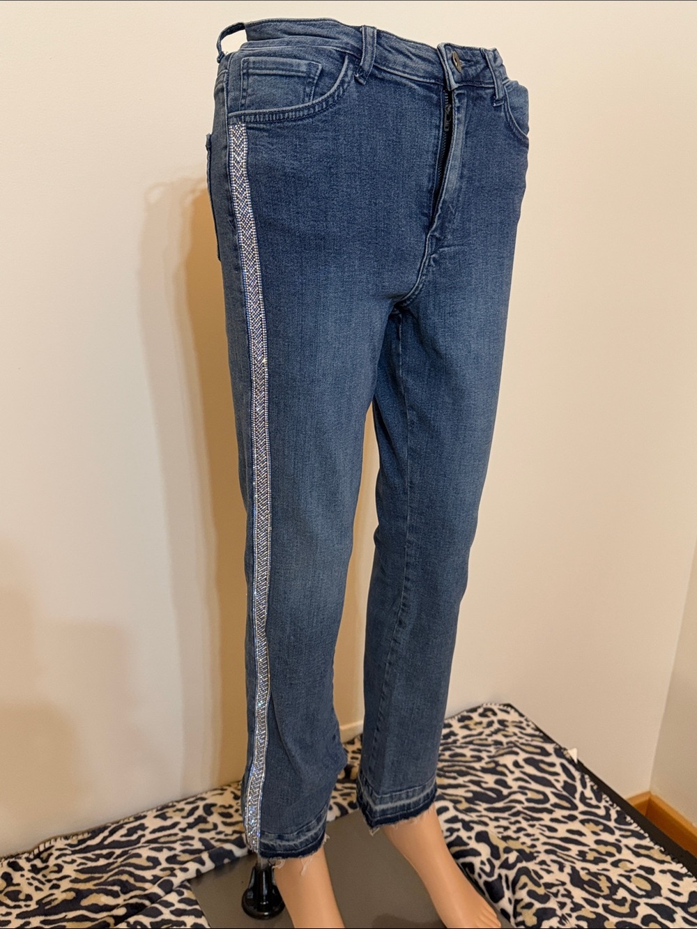Calzedonia Blue Side Stripe Denim Jeans with Rhinestones on Both Sides NWOT